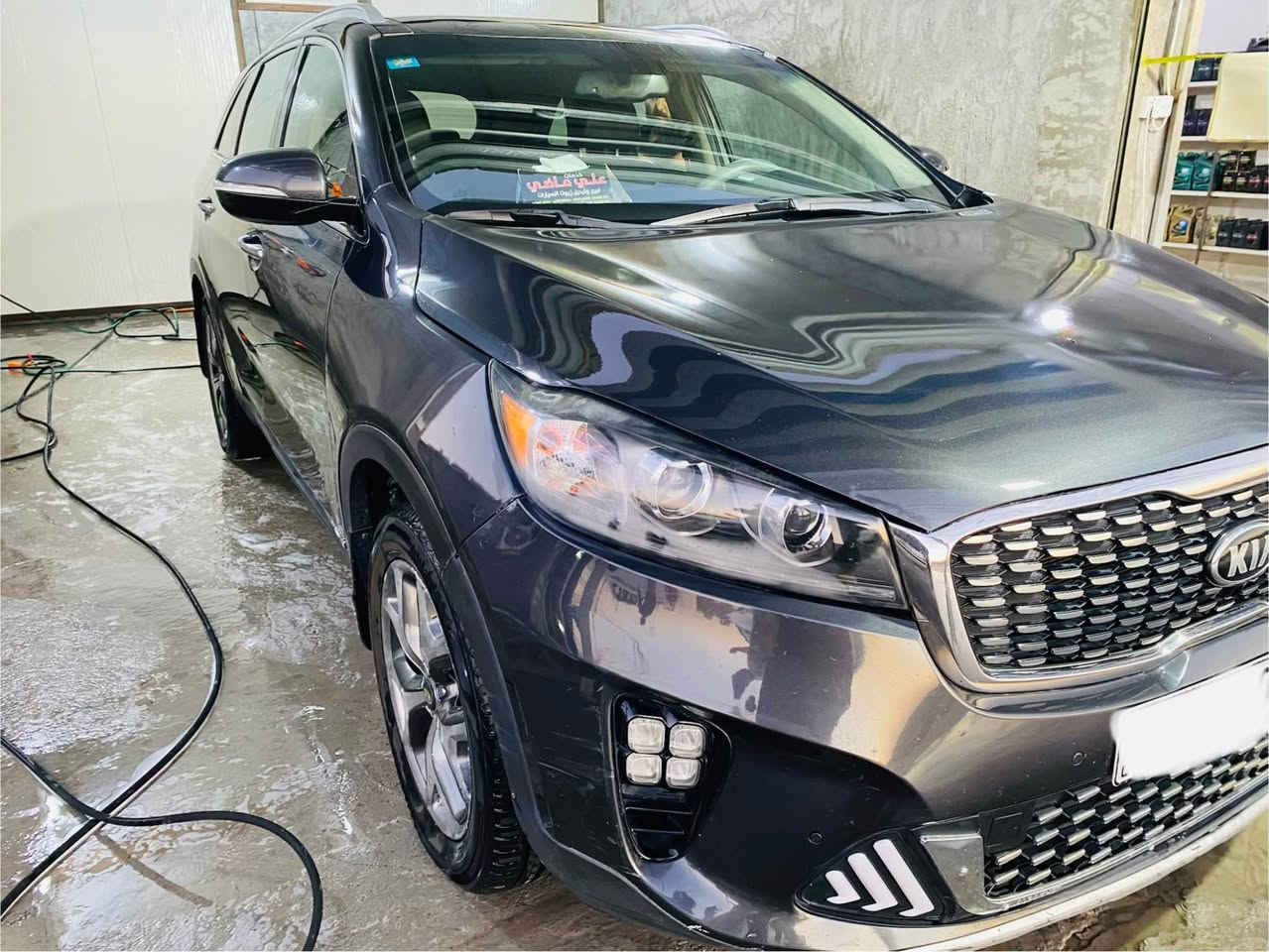 السلام عليكم
كيا سورنتو 2019 مواصفات 1/1 وارد امريكي مكينة 6سلندر 3500 لون رصاصي فيلي 
تبريد 3قطع 
كشن كهرباء
سقف بانوراما
رقم بغداد باسمي 
7راكب
مكاني الشعلة الحي الصناعي
رقم الموبايل ***********
السعر اتصل او الخاص بغداد, العراق
