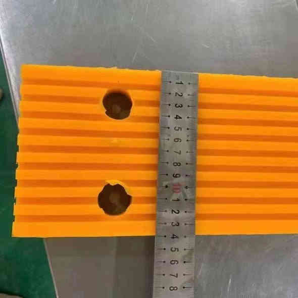 معمل حدادة نجاة لتجهيز معامل البلوك ***********
