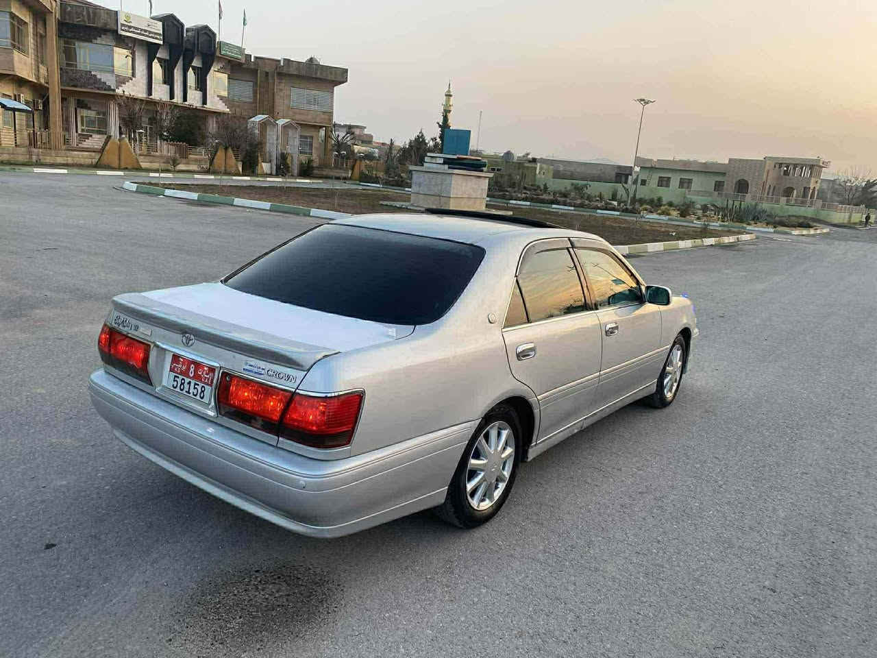 ماشەلالەمالی هەموو لایەک تویتا کراون مۆدیل٢٠٠٢سەیارەکە براوەیە دەعموو لیدران بەشەرت سەقفی شوشە کامل کامل جایز برک بەسراوە تەبرید ساردوگەرم بەشەرت جوار تایەو ویلی نجمەی لۆک ماسەفات سیدوگمەی دیفۆر بجوک ١٧١پیشەو دواکریستال ئاوینە کارەباو هیتەر پەردەجوار کوشن کارەبا داژبڵ نەجەف سەیارەکە کامل مەسروفە دەعامی بۆدەعامی بەشەرت ١٠٠٠فیتەر بۆفرۆشتن یان گۆرینەوە بەشتیک  بەدلم بێت تکایە مشتەری نیت سەری خۆتو منیش مەیەشینە سعر ٤٠کەمیک مەجال ***********
