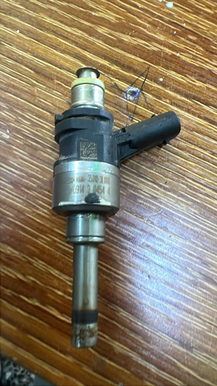 ومن الله توفيق 

محلات طارق الساعدي اصلي شركه وكاله 

يتوفر جميع القطع الغيار كيا ستنكر وجننسسس***********
