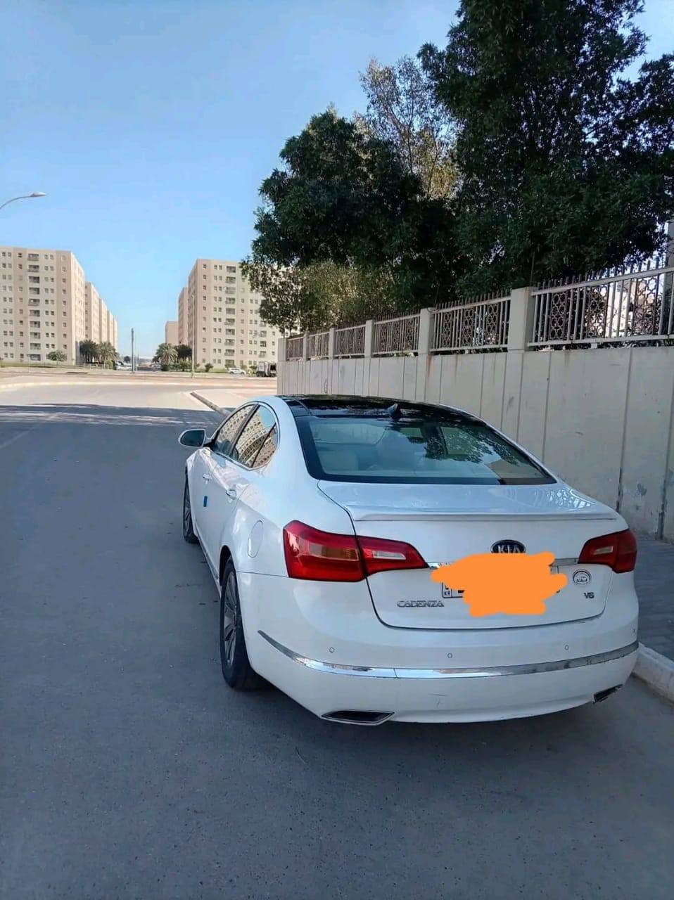 سلام عليكم  كادنزا خليجي للبيع
موديل 2011
السياره  بيها قطعتين صبغ 
سيارة فول مواصفات
مكينه 3500
6v
تخم تايرات نظيف

صدر أمامي خلفي جديد

تبريد ثلج مركزي

السياره فول مواصفات وما ينقصها اي شيء 

رقم سليمانية بأسمي تحويل ثاني يوم 
 
سعرها 📍📍📍📍
100$
رقمي: *********** 
موجود واتساب كذلك.                           مكان بغداد بسمايه
