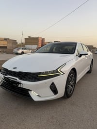 k5 فول موصفات للاخير 2021ماشيه 60 الف سياره جديده لوك رقم اربيل دولي ل...