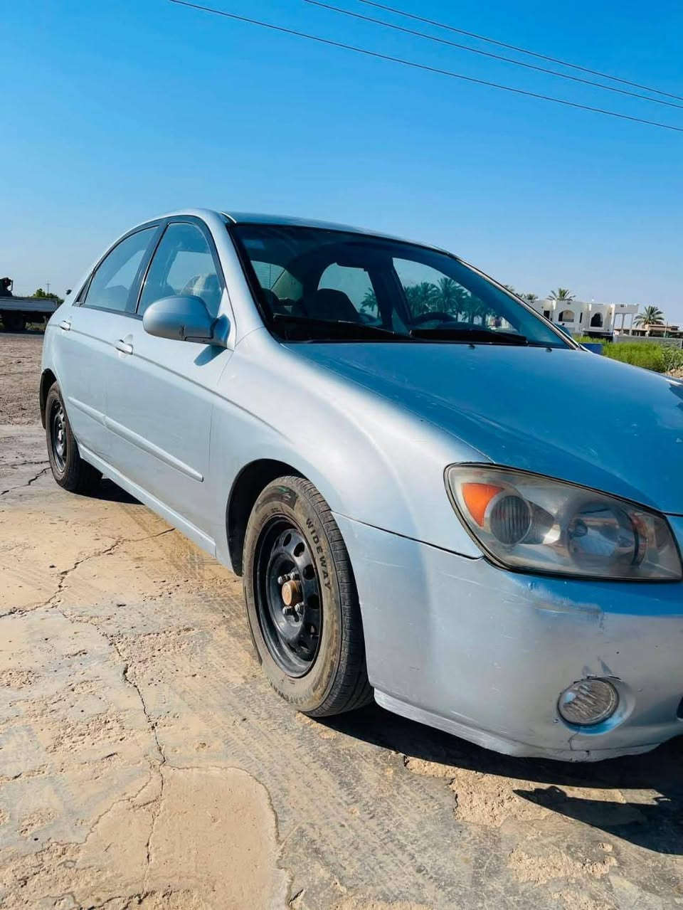 السلام عليكم سبكترا موديل 2004 وارد أمريكي السياره سابقن جانت تكسي ورجعته خصوصي علا لون الشركه رقم بغداد انكليزي باسمي حادث جاملغ حادث أمريكي وبل عراق باب سايق بدون دواخل مكينه 2000 بيه خيط بخار بصيط وكير خير من الله تبريد شغال تحويل مباشر  ااسعر  $60 وببه مجال بصيط مكاني بابل جبله  اتصل ***********
