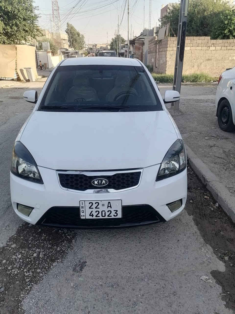 ريو موديل ١١بلا ضرر بيها شبر بزاويت البوند صبغ فقط وبيها مكانين بارد صغار مكينه ١٦ شرط هيا والكير مامفتوحه طخم امامي خلفي جديد مشط ستيرن جديد منظومت تبريد كلها جديده حتين لفريز جديد تبريدها ثلج طخم تايرات وباتري جديد سياره ربع ماتصرف عليها سنويه ٢٩ شرط التحويل والغرامات سعرها ٩٢ وبيها مجال قليل ***********  ***********
