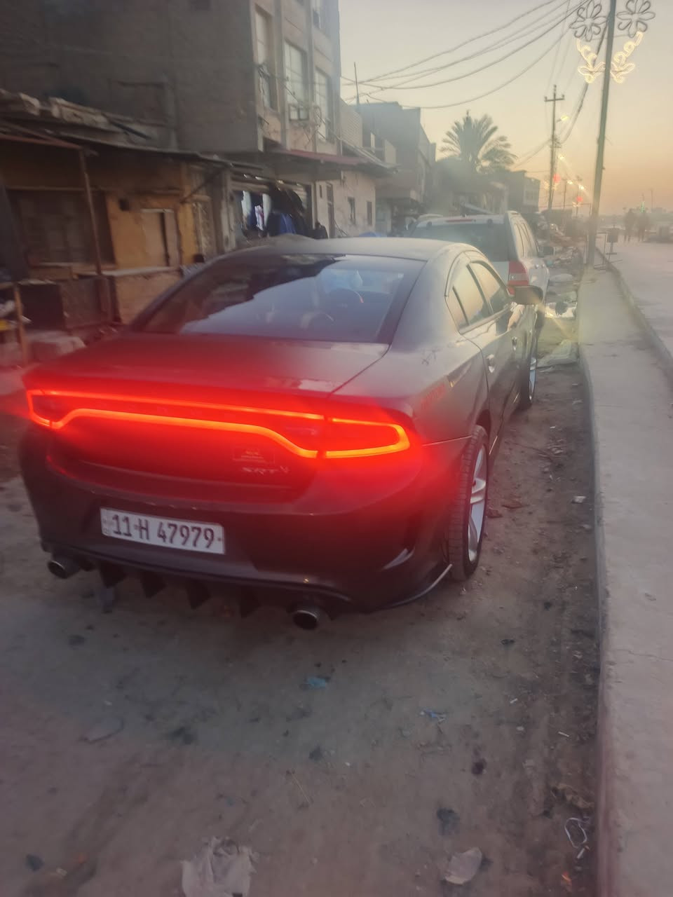 للبيع جارجر موديل 2016 السياره حلوه مال بيت بجم كبس وصار بيه حادث بلعراق جاملغات وقبق جنطه بجم كبس السياره بوليسي هيمي 8 سلندر 5و 700 السياره خير من الله كفاله كير مكينه حداديه كامله جديده قبل يومين من مسويه السياره بسمي تحويل نفس اليوم  وسونار السياره بلمنشون محدث بنيد بس ونصبغ بجم كبس ***********
