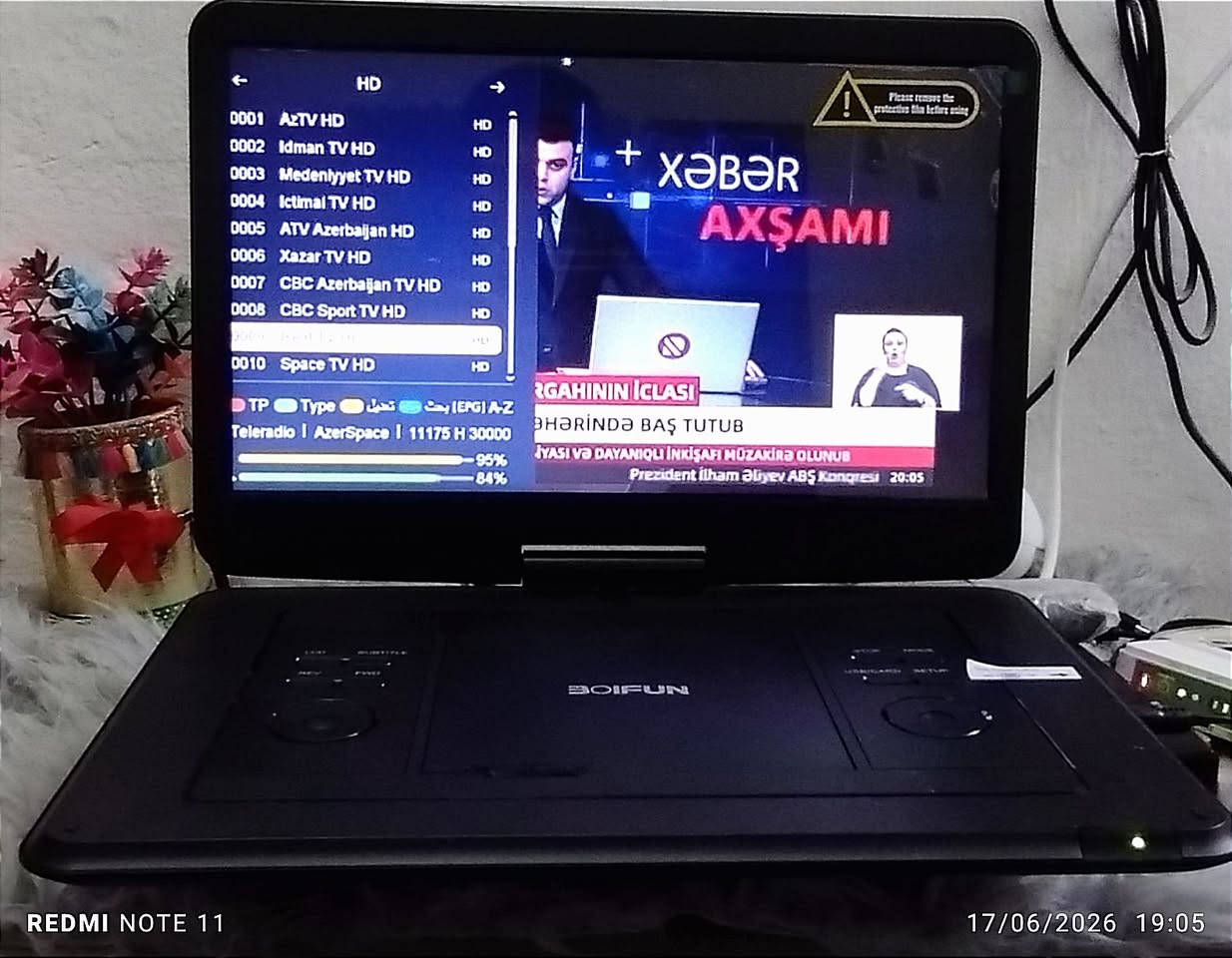 ديفيدي شحن جديد بالكارتون ملحقاته كلها بعدهه ما مستخدمه 
يشغل ستلايت و فلاش و رام و قرص 
يجي بشاشة كلش جبيره 15.6 انج
شحن من 5 إلى 6 ساعات يدوم
كامل الملحقات+ الكارتون والتغليف مال الشركة بعده 
ماركة عالمية معروفه الي يحب يبحث عنهه بس اكتب بالكوكل bvn161 

سعر 45الف


**إذا كنت صاحب هذا الإعلان وتريد حذفه لأي سبب، رجاءا أرسل رسالة إلى الدعم الفني**