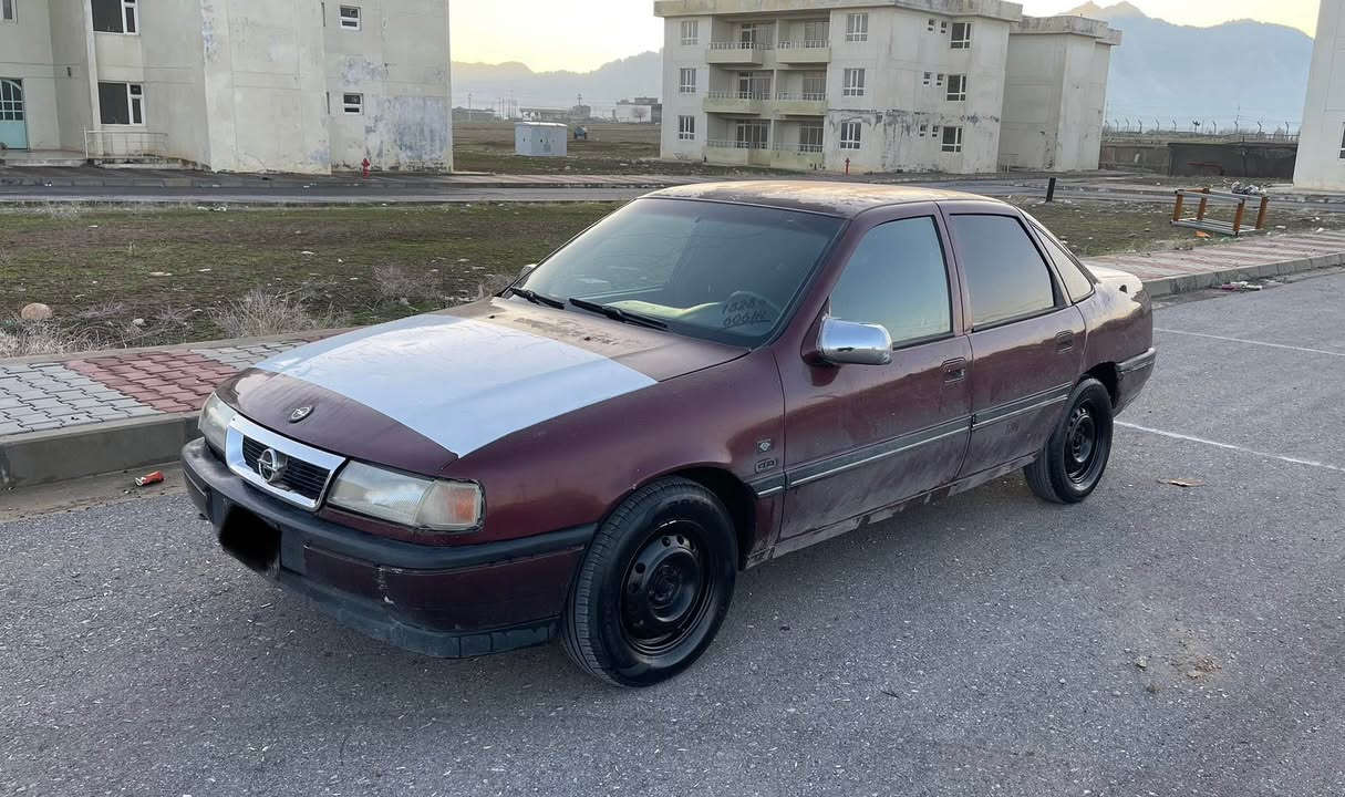 ***********
ئؤپل موديل١٩٩١
مةكينه٢٠ گير اوتوماتيك
سةيارةكة علوجة بةشةرتي
كيشةي مةدةنيي
گيرو مةكينه بةشةرت
دةعمو ليدراني نيه
توندو تول
جام كارةباي
سوكان محرةك
گةرمي و كارةباي مةزبوت
موسو براوة نيه
سعري١٧ $ بشدار, السليمانية
