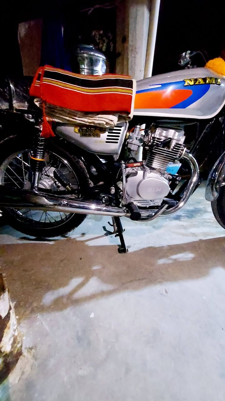 سلام عليكم شباب نامة 2026 اوراق اصولي شهر طالعة من وكيل سعرة 950 مكاني بابل شراي بي خير ويدلل***********
