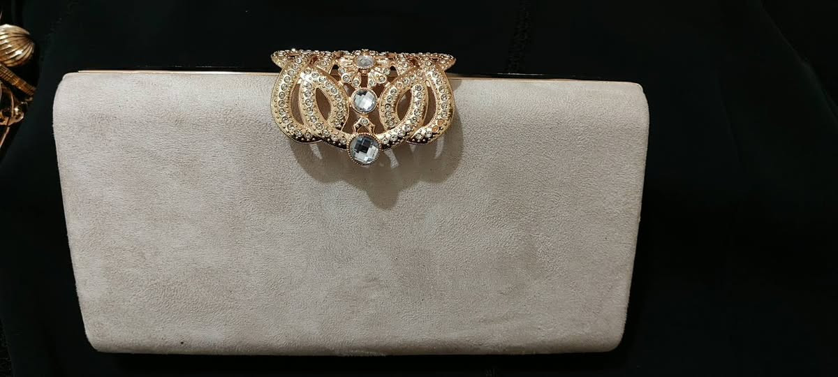 احلى جنط لكشخة العيد ..وقرب عيد الام ..وبسعر مناسب بس ب7000 ..توصيلمتوفر لجميع المحافظات


**إذا كنت صاحب هذا الإعلان وتريد حذفه لأي سبب، رجاءا أرسل رسالة إلى الدعم الفني**