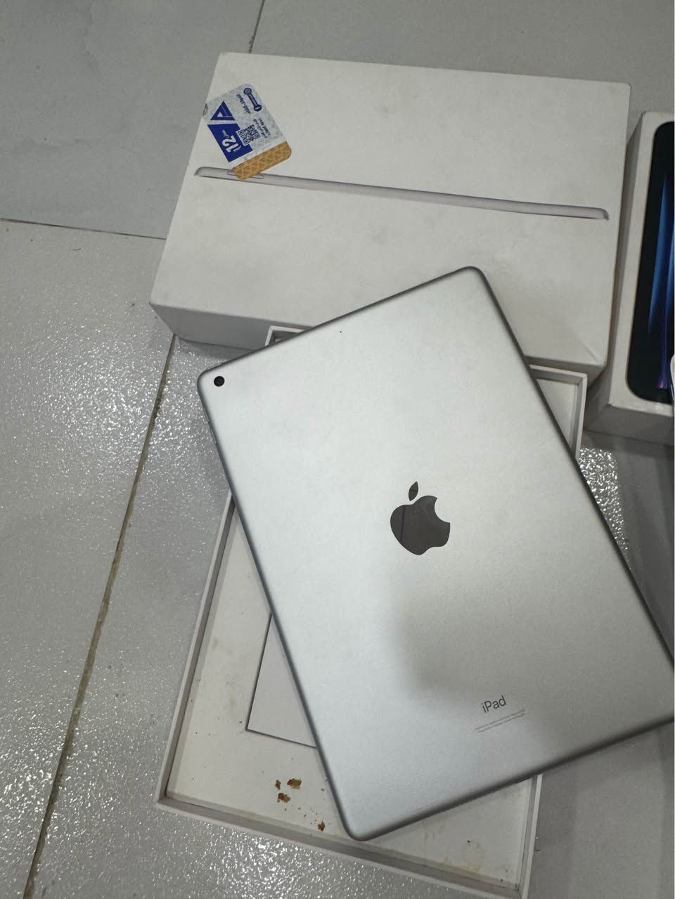 سلام عليكم ايبادات موجود m5بطاريه ١٠٠او موجود m2ذاكره ٢٥٦بطاريه ٩٠او موجود m2بطاريه ٩٢ذاكره ١٢٨او موجود ايباد ٩ذاكره ٦٤بطاريه ٨٢غراضهم كامله كلهم مكان نجف متوفر بيع او مراوس شعندك مبايل ايفون ايباد اروسك  رقمي (***********) النجف, العراق
