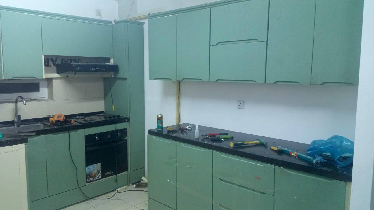 السلام عليكم ورحمة الله وبركاته يوجد لدينا كية حمل لنقل الأثاث داخل و خارج بسمايةو بغداد ومحافظات مع نجار لفتح وشد جميع أنواع غرف النوم والكاونترات بجميع انواعها مع فني سبالت فتح وشد وعمل درجة اولى الله شاهد علينا مع كادر من العمال الموهوبين في حمل الأثاث ما عليك بس تتصل والباقي علينا وتدللون علينا اغاتي للأستفسار الاتصال بنا على الرقم التالي ***********يتوفر واتساب أيضا وباسعار مناسبة جدا جدا
