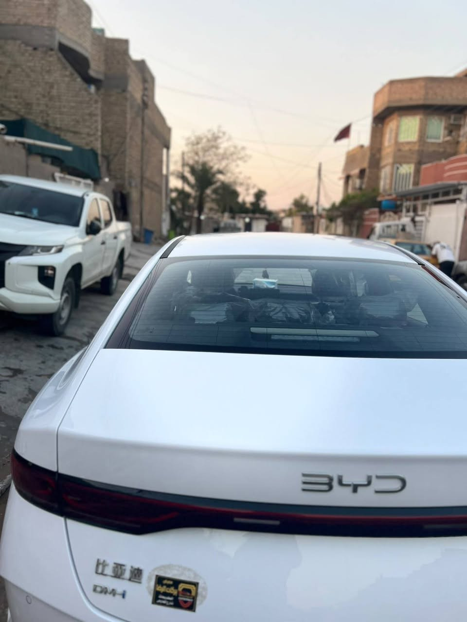 للبيع BYD كن بلاص 2025 داخل زيتوني
ارضيات ومنفاخ درجة أولى وفوم 
رقم بغداد بسمي تحويل مباشر
بيها طخة بسيطة بنهاية الجنطة مأشرة بالصور
وتبديل كفر دعامية خلفية أصلية  من حسين التميمي بالبياع بسبب فطر من طخة دراجة
وموجودة بالصور موضحة
سعرها مناسب اخوان ولا تكسرون بحلال الناس
17700
مكلف بالنشر
رقم التلفون
*********** واتساب موجود
مكان السيارة كرادة
