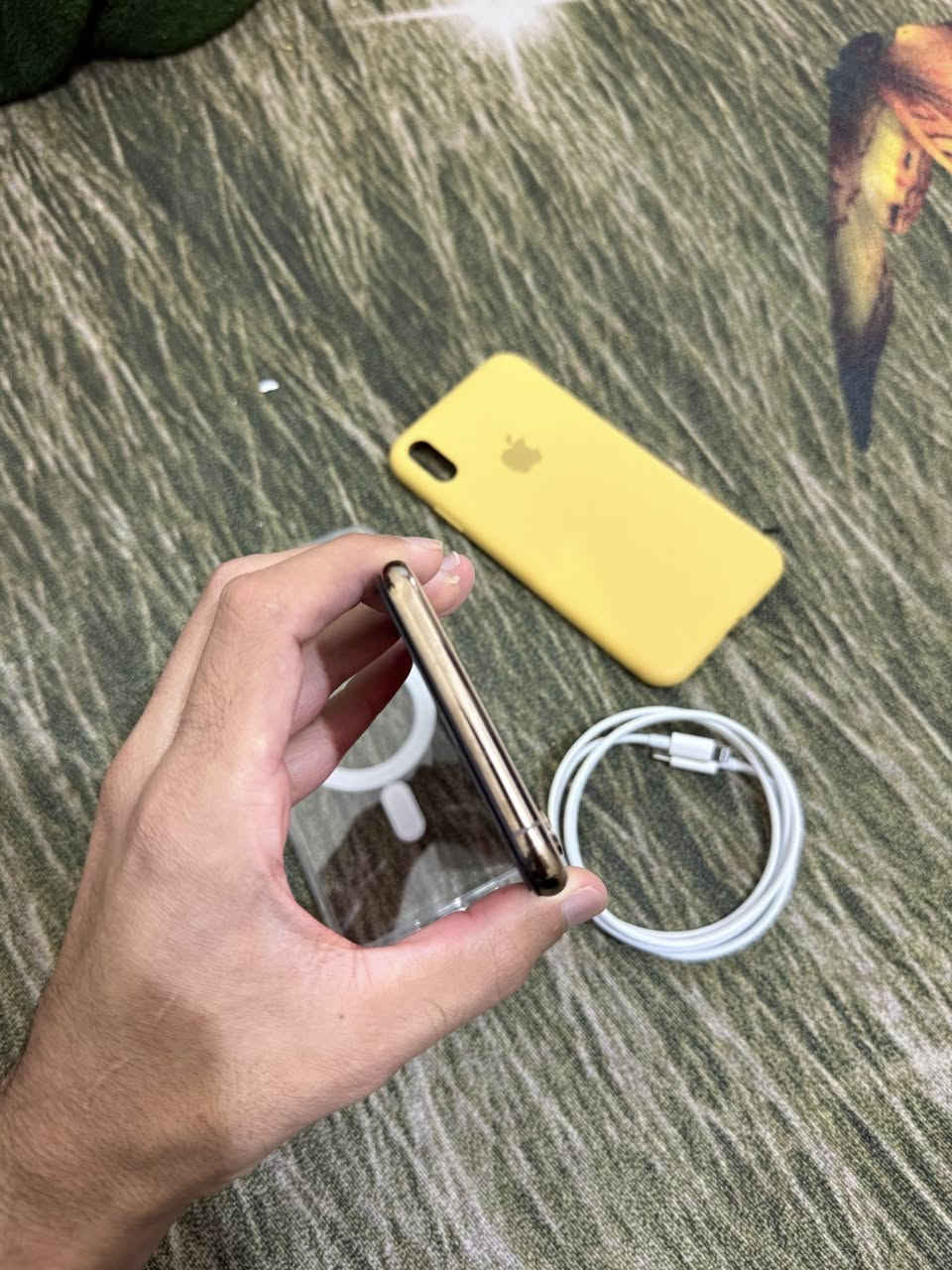 اكس ماكس للبيع ذاكره 512 نضيف مكفول مبدل فقط بطارية الاصلية ويا 2كفرات وشاشه حماية وكيبل شحن السعر 220 وبي مجال حق جيه مكاني النجف تواصل خاص و واتساب ***********
