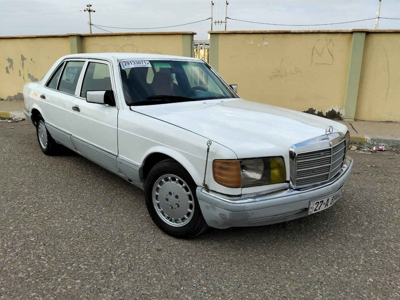 السلام عليكم مارسيديس رئاسي موديل 1988 (للمراوس فقط حسب القناعه) رقم دولي بأسمنه تحويل مباشر سنوية للـ30 هزه جديده محرك VVT2500 محرك وكير جدد تبريد شغال تخم تاير جديد قبل شهر حدادية امامي وخلفي جديد باتري جديد فتحة سقف شاشه كامره خلفيه سماعات سستم كهربائيات كلها شغاله سيارة مكفولة من الضربة  للأستفسار اكثر (***********) عنواني واسط مركز المدينه
