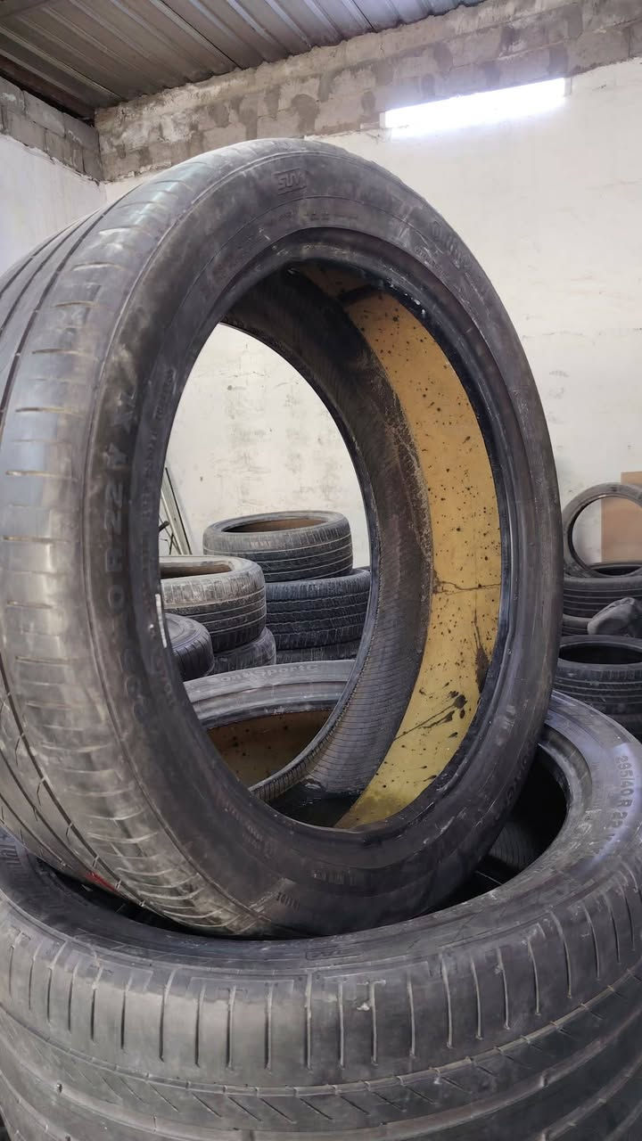 السلام عليكم.. 
وجبه اطارات حاويه تصفيه القياسات من 16 الى 22 الكميه بحدود من40 الى 45 زوج والبيع شلعه وحده حصرا
سعر التك 6000 الدينار مستحيل تلكه تاير حاويه(باله) بهل السعر وسعره نهائي قفل الزوج 12000الف دينار المكان النجف الاشرف حي النداء شارع مجمع بيتي 
*********** رضوان العبيدي
