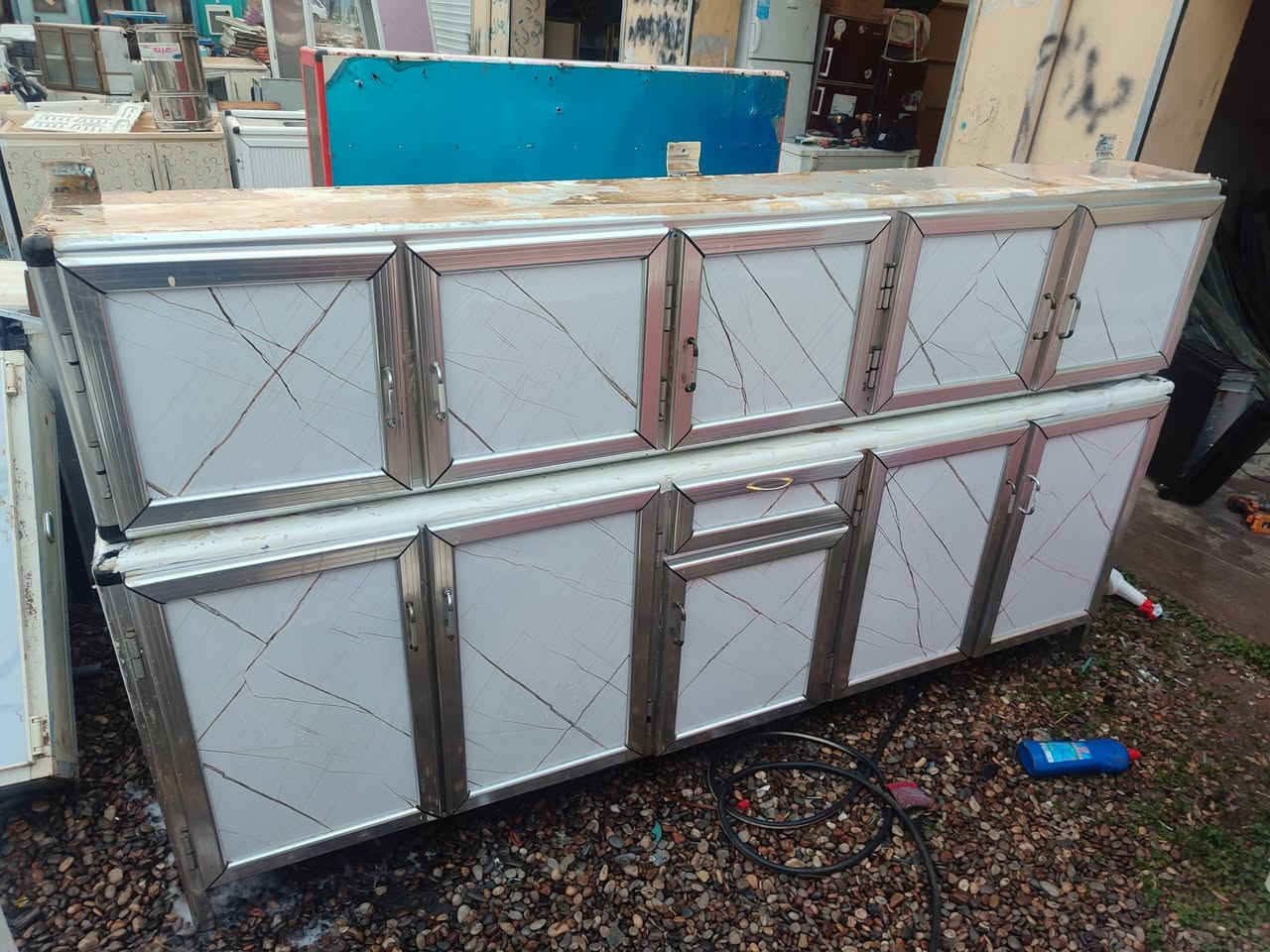 مجموعة اغراض لبيع كله نظيف وجديد شرط النظافه نبيع ونشتري ونراوس عندك اي  شي دزه خاص او عل واتس اب  ***********
