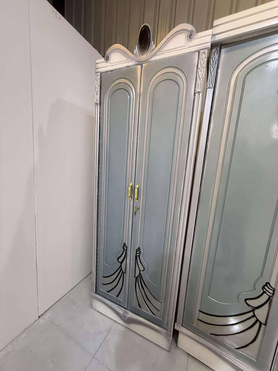 جمال غرفه 📢 
غرفه صاج صبغ حراري 
السعر ٨٥٠ 
شد نقل داخل بغداد مجاني 
نضافه ٩٠
٨ قطع


**إذا كنت صاحب هذا الإعلان وتريد حذفه لأي سبب، رجاءا أرسل رسالة إلى الدعم الفني**