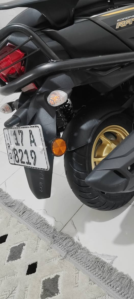 يا الله
زت آر موديل 2025..زيروو.مرقم اصولي مثنى #
الدراجه تحويل مباشر مثنى.
زيرو.. مع كافة الملحقات من درع. وكاعيه ودوسه
ودرع جامغ امامي. مع جاملغ تاير خلفي فايبر گلس
دراجه فول تزويد كفاله عامه.
الاستفسار ***********
