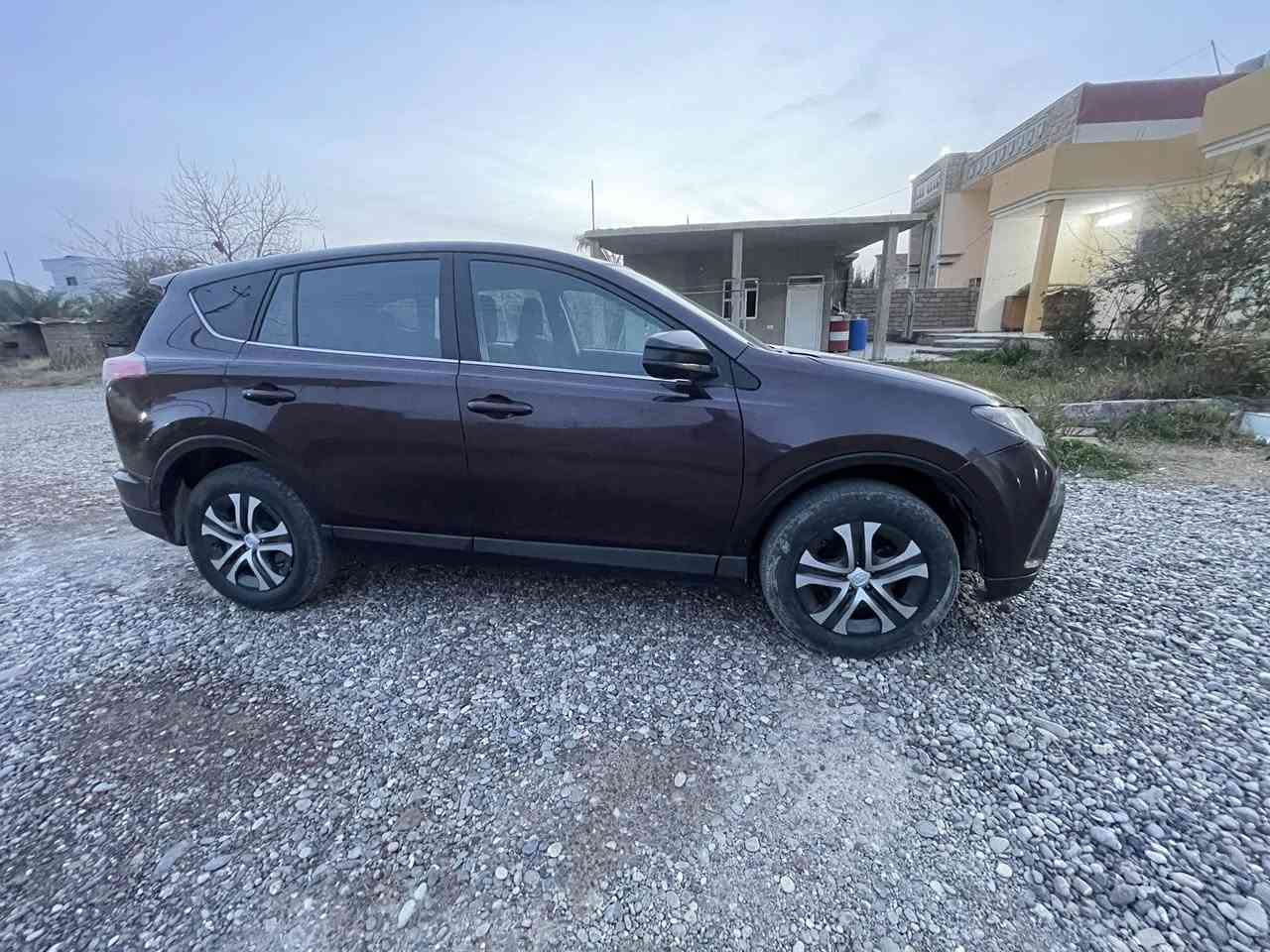 السلام عليكم
راف 4  LE
موديل 2018
سنويه الى31
هزه جديده
غرامات صفر 
محرك معمر جديد على ايدي 
والسونار موجود
السعر 163 وبيهة مجال 
***********
