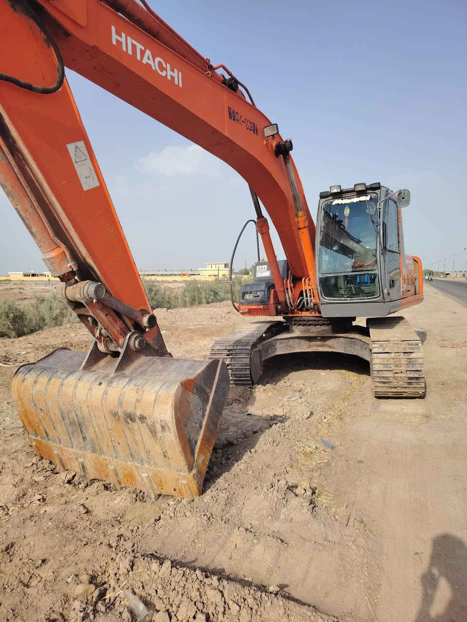 سلام عليكم حفاره زت البيع موديل 2004منفيس مكينه مكفوله من كلشي مكان ناصريه رفاعي تواصل كثر ***********
