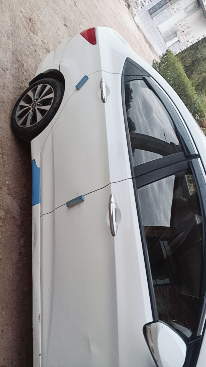 بيع مستعجل 
اكسنت 2015 خليجي محرك 1600 مسطرة بدون دوش رقم نجف باسمي تحويل ثاني يوم مكاني بابل الشوملي السعر 86  بيه مجال بسيط  وسونار مرفق بصور.. 
مواصفات شاشه تحكم ستيرن تخم تاير حدادية جديدة كير ومحرك خير من الله.. موجود عل فيس ورقمي ***********
