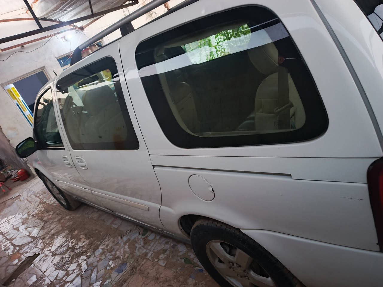 بلاندر للبيع موديل 2008 محرك 3009
بيها ضربه خبيفه بالجاملغ الايسر ومعمر بدون تبديل السعر 60 وبيها مجال العنوان نجف خان النص ***********
