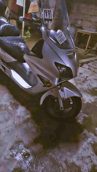 سلام عليكم الدراجه للبيع فورزه 0/6الدراجه كامله مكمله نضيفه ومابيهه شي الكهربايات كلهه شغاله التأيرات نضاف مابيهه شي البدلات انضاف مابيهن شي الكفرات انضاف مابيهن شي لاتنقبص ولاتبخير النظافه كدام عينكم الحماو طبيعيه وهاذه مكاني بغداد الشعب وهاذه ***********موجود واتساب السعر 700وبيهه مجال قليل
