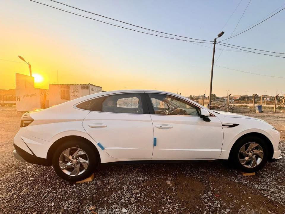 سوناتا موديل 2024 سوناتا 
***********
مرقمة بغدادبسمي  
عداد المسافة 5

نوع الوقود : غاز فقط

كفالة عامة مطلقة كلين تايتل 
_______________
السعر 215

المواصفات ............

محرك 4 سلندر 2000

دخول ذكي 

لايت زنون

تحديد مسار

رادار امامي

شاشة ديجيتل 

كامره دواره

حساس خلفي 

حساس امامي

اريل نڤگيشن

دواخل جلد اصل 

 تدفئة تبريد كشنات

كشن سايق كهرباء 

شاشه كبيرة

بك لايت لد 

بصمة تشغيل

تدفئة ستيرن 

قياده ذاتيه على الخطوط السريعه

تحكم ستيرن

مثبت سرعه

نضام قياده ايكو+سبورت +سمارت+نورمال 

تبريد خلفي

نظام تحكم 

اوتو هولد

ستيرن كهرباء

نظام ترحيب 

سستم صوت متكامل 

منافذ شحن USB Type-C

***********

_______________

للاستفسار الاتصال على ***********
