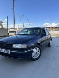 فيكترا • ١٩٩٣ • محرك ٢٠٠٠