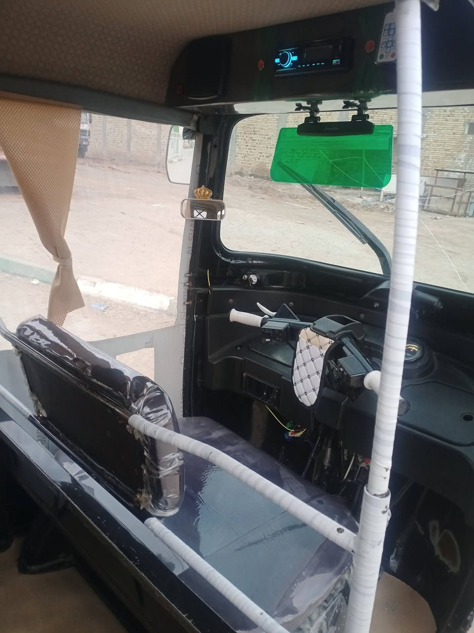 السلام عليكم  موديل 20 للبيع تكتك كفاله من الصبغ والمعجون الدوس مامعمره ماكينه مفتوحه اوراق شاكر السعر 5700 وبيها مجال ***********
