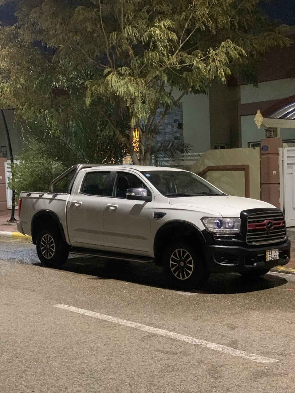 سلام عليكم سياره zxاوتو سياره موديل 22      مكينه 2400تيربو كير عادي 6نمر سياره حلوه وجاهزه ماشي 136الف حقيقي مكانه رمادي تواصل رقم أو وتساب ***********
