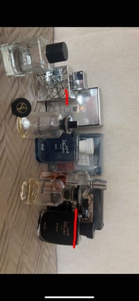 مجموعة عطور • للبيع