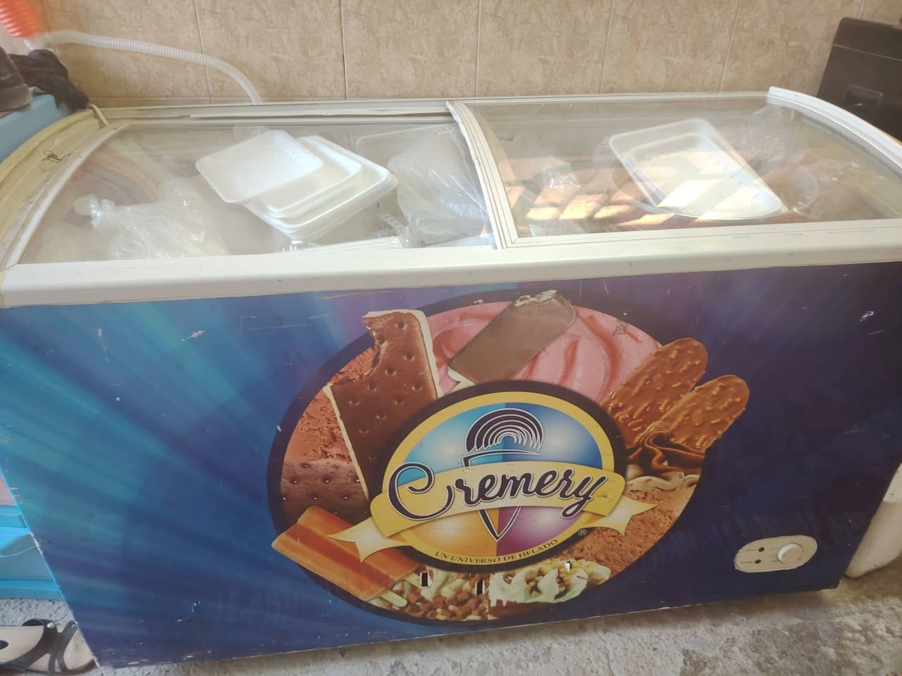 السلام عليكم ورحمة الله وبركاته
يوجد برادات للبيع سعر البرادات ٥٥٠الف بيه مجال بسيط بشرط شغالات للااستفسار اتصال بالرقم *********** عنوان الفلوجه حي العسكري.. ادمن وافق بلازحمه
