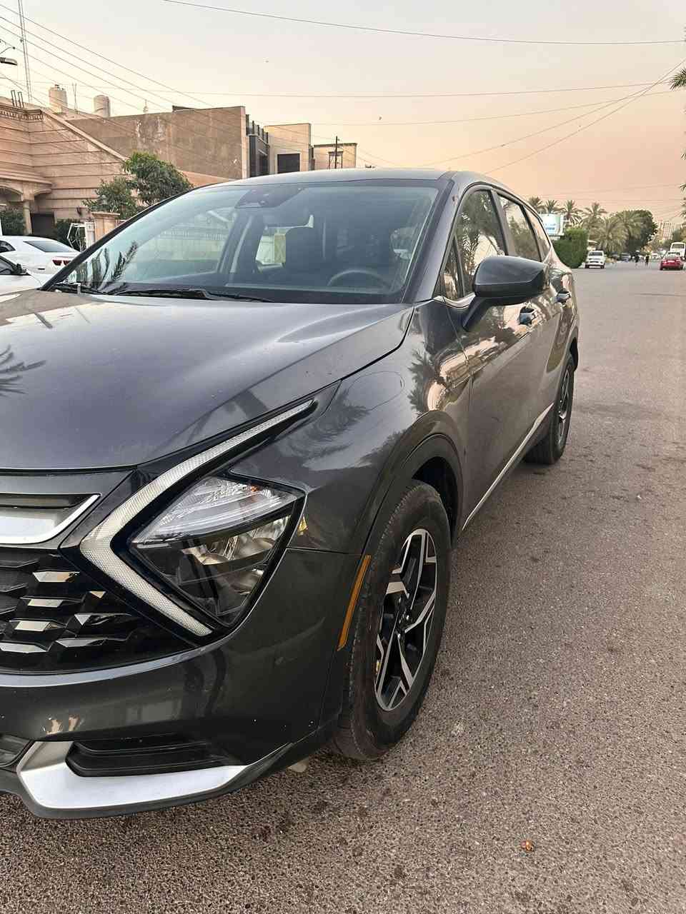 السلام عليكم
سبورتج 2023 امريكي للبيع باسمي تحويل مباشر ثاني يوم 
سنويه جديده 
حجم المحرك 2500 ماشيه 92 الف 
كامره دواره - رادارات - سايد بريك بصمه - تحكم انظمه القياده ايكو وسمارت وسبورت وكومفورت - اوتو هولد - قياده ذاتيه - تحديد مسار - شاشه متصله - سويج جداحه 
حادث موضح بالصور بالمنشور 
السعر 17500$ وقابل للتفاوض 
العنوان بغداد السيديه للاستفسار الاتصال بالرقم التالي 
***********
