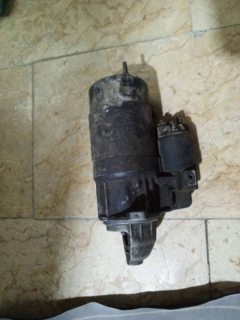 سلف خفاش السعر 60 وبي مجال شغال وع الفحص للاتصال ***********
