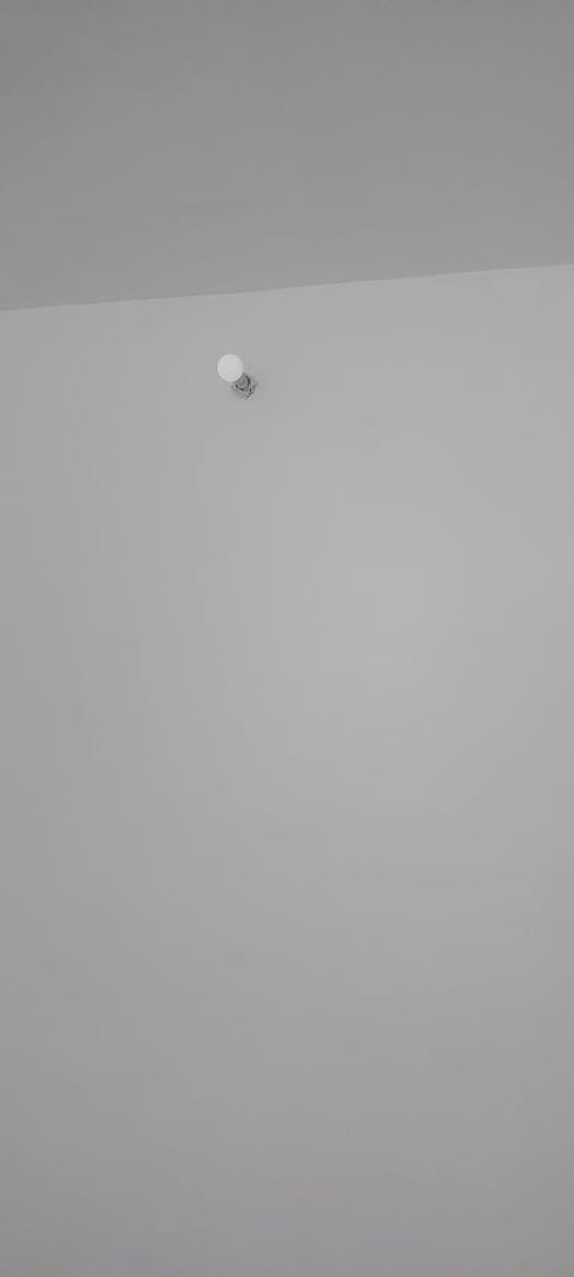 بيت للإيجار مساحة ١٠٠ متر خلف دكتور جعفر الإبراهيمي بين السوقين الأول والثاني قريب مأكولات الساعدي نظيف كاعة صبه و مصبوغ حديثا كامل مأطور وسحب كهرباء للاستفسار على هذا رقم ***********
