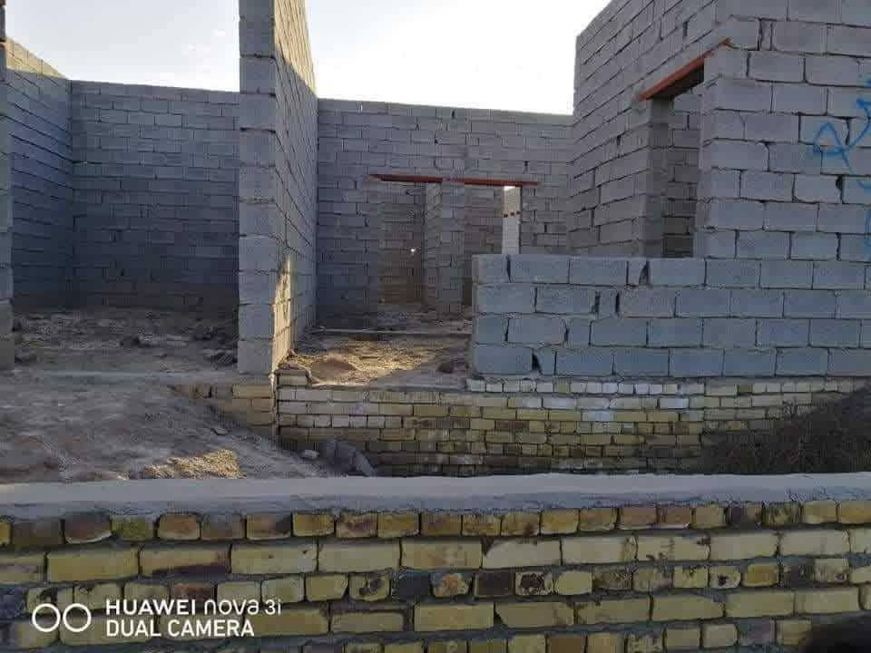 السلام عليكم
بيت هيكل للبيع زراعي حاوي العباس المساحه 200غرفتين ودوانيه مطبخ صاله صحيان
السعر 10 ملاين بي مجال بصيط 
***********
بي وتساب او لتصل
ابو مجتبی الزيدي مجتبى
