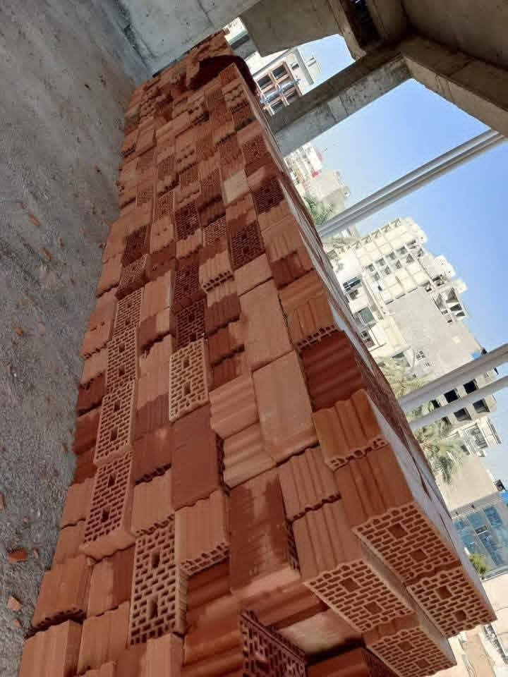 ونج تصعد جميع مؤاد البناء
***********
