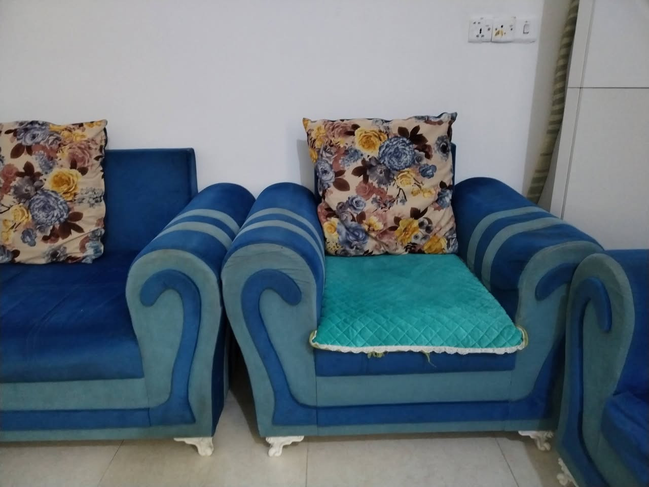 تخم تركي ١٠مقاعد ١٩٠بي مجال الاتصال على الرقم ***********
