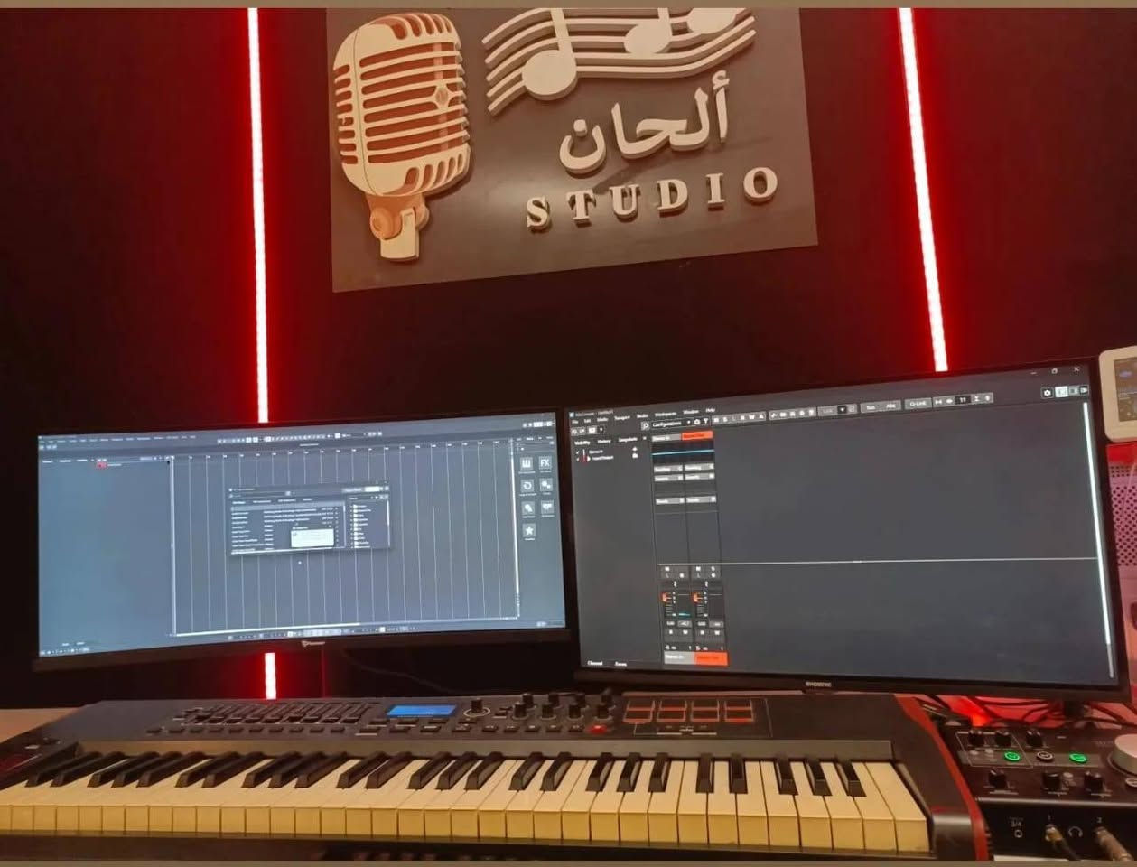 يالله السلام عليكم اخوتي ستوديو الموقع بغداد الحبيبيه جاهز من كلشي مغلف بصوف صخري متكامل الاجهزه سبيكر نويمان  kh120a
مايك k2 احترافي كرت صوت بكنوب مكلف بالنشر


**إذا كنت صاحب هذا الإعلان وتريد حذفه لأي سبب، رجاءا أرسل رسالة إلى الدعم الفني**