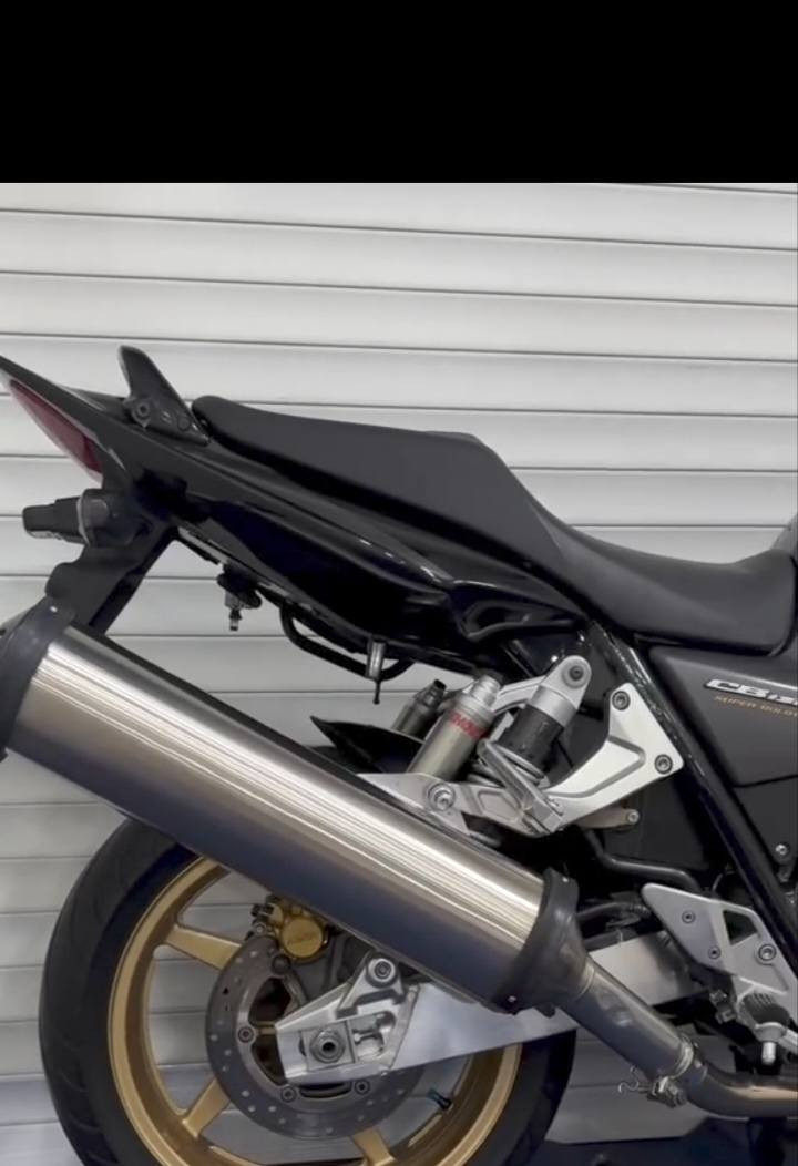 دراجة سيفي فور دراجه موديل 2011 مكينه مكفوله واحد على واحد*********** سعرها 10
