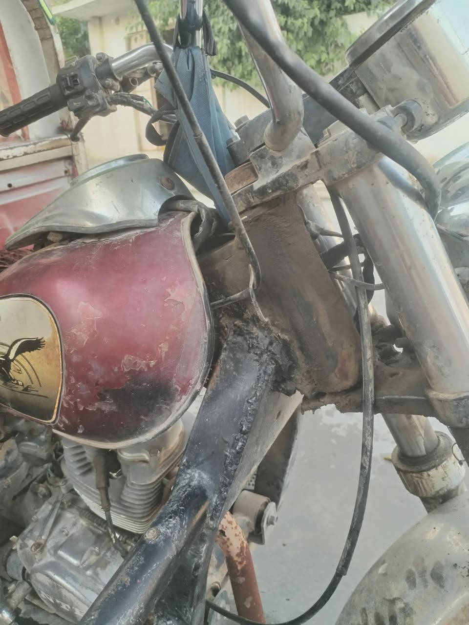 ستوته للبيع جاهزه نضيفه محركها فول أخرس السعر 800 وبيها مجال المكان حي سومر وكدام العين *********** /***********
