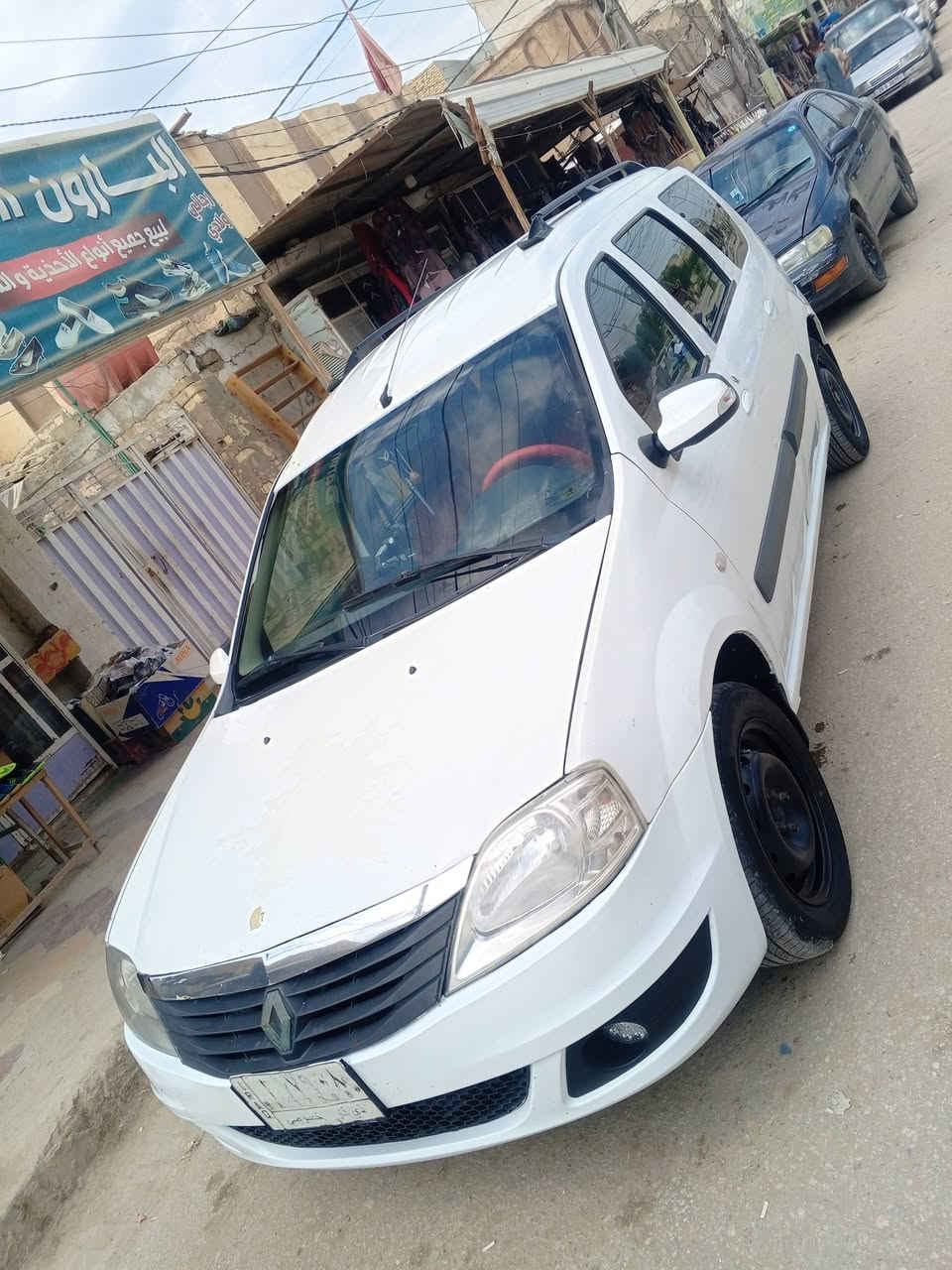 رينو  رقم ذي قار موديل2010 السياره جاهزه من كلشي تبريد محور راس الثور مكينه وحداديه وتخم تاير كله جديد 
66 مع المجال البسيط

***********
