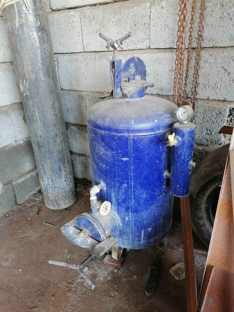 متاح عدا كسجين معا صوندا 20متر جديدا سعر 350رقم ***********
