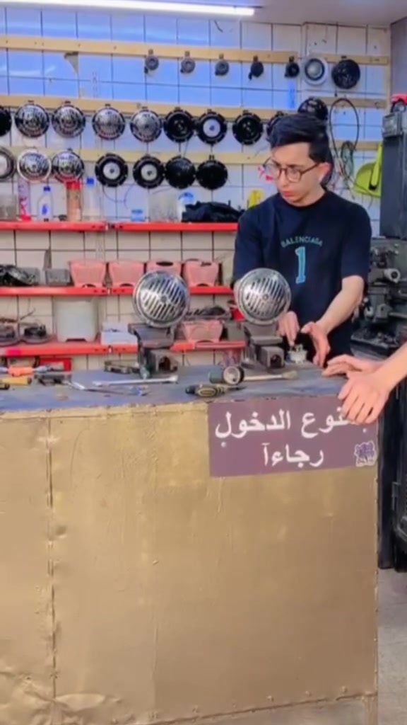 السلام عليكم البيع هورنات بوش جنح الأماني ٩ و ١٠ وجه ستيل نضافه 💯/💯 دكه وسطانيه بس بلاتينات شادين إيراني مؤاسسه مو عاديات ب(٣٠٠)وبيهن مجال


**إذا كنت صاحب هذا الإعلان وتريد حذفه لأي سبب، رجاءا أرسل رسالة إلى الدعم الفني**