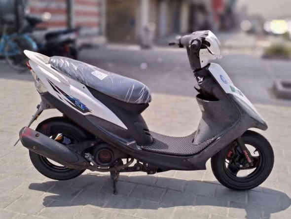 السلام عليكم دراجه رمبه مامفتوحه تجي تفحص وتروح 49 المكينه السعر 850 هاذا الرقم بي واتساب ***********
