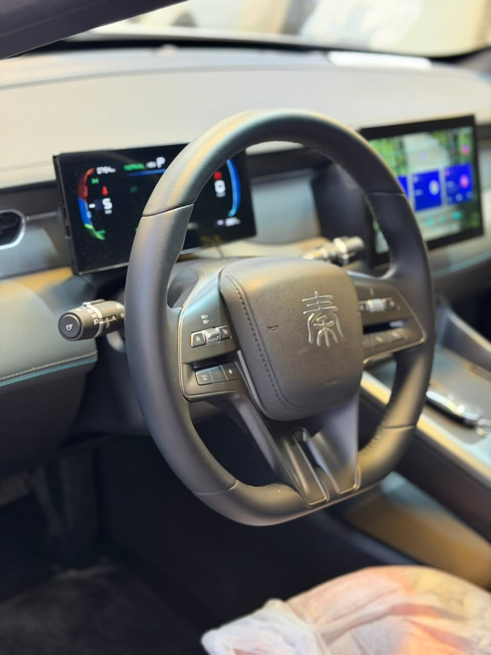 كن بلص ٢٠٢٥
خليجي مكفولة كفاله عامه 
مستخدم عداد 6000 Km
داخل احمر 
مثبت لوحات وجاهز تحويل ثاني يوم 
شاشة كبيره 
حساس خلفي 
تحكم ستيرن 
كامره خلفيه 
ويل اسود 

مكانة بغداد الكراده 
***********
