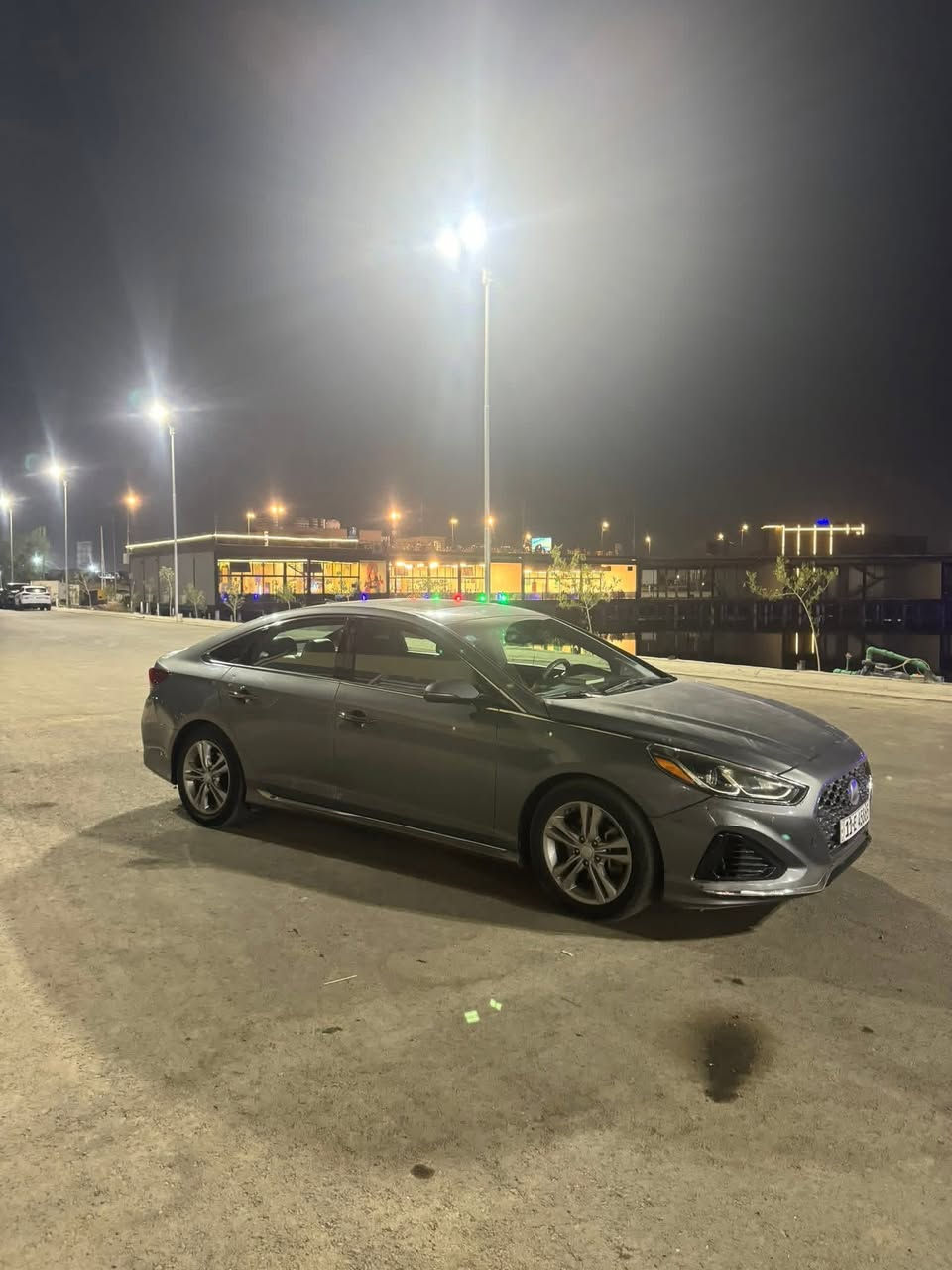 سوناتا 2018
1/1 ليمتد سبورت

ماشیه93 حقيقي شرط

المواصفات
فتحه
اشاير بالمري
شفتات ستيرن
سماعات انفنتي
تحديد مسار
داخل صاجي 
بصمه + بصمه ابواب 
كشنات جلد سبورت 
ستیرین حرف D رياضي
 3 أنظمه قيادة تتغير بلشاشه 
تدفئه كشنات 
ليد امامي بلاد عالي ناصي + منظومة زنون
رادار جانبي رادار امامي مانع اصطدام 
نظيفه جداً وجديده ومتحتاج اي مصرف 
محرك كير صدر تبريد تخم تتاير 25  كله جدید حادثه ناشر صورته بسيط جداً بدون ايرباك فقط هذه بدون اي حادث بلعراق
كيج الوانه احمر سبورت + دوسات سبورت

السياره تجي دفيوزر خلفي بلادي
دبل كزوز رياضي
لحيه امامي بلادي
سكوبات جوانب بلاد

رقم بغداد انكليزي الجديد تحويل ثاني يوم

العنوان بغداد البلديات
***********
