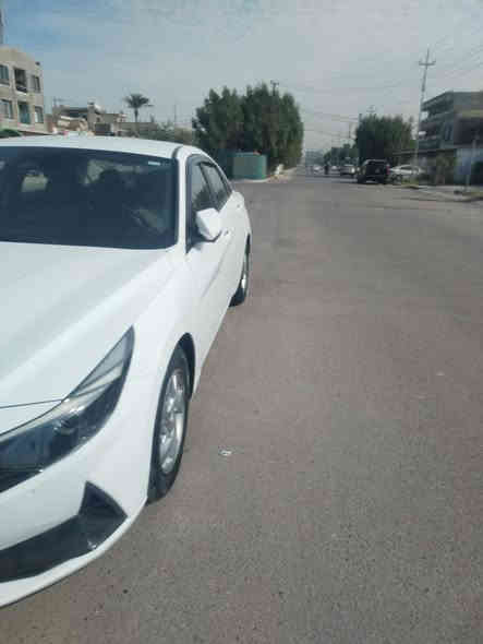 سلام عليكم هوانداي افانتي للبيع موديل 21 محرك 1600دوش تخم تاير جديد سياره جاهزه من كلشي فول مواصفات مكفوله من الصبغ بسمي تحويل ثاني يوم مكان سياره بغداد السعر 138 للاستفسار الاتصال على الرقم ***********
