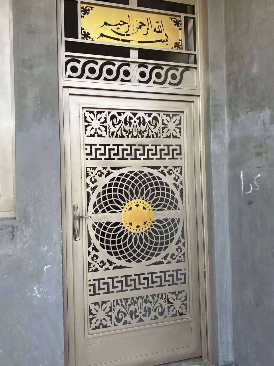 🌹السلام عليكم ✋🤝
🌹من اعمالي بفضل لله🤲

🌹(جميع انواع الاصباغ و الديكور)🖌️

🌹صبغ وتنضيف جميع انواع الشبابيك و الابواب الحدي🪟
🌹دقه بالعمل و الموعد
🌹العمل داخل وخارج الفلوجه🌹 

للاستفسار اكثر👇 
***********📞
***********📞
 تركيت جميع كابون الابواب 🌹
